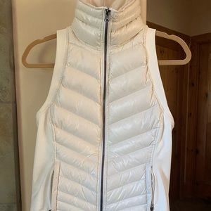 Alo Yoga Altitude Down Filled Puffer Vest